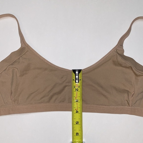 Small Felina Seamless Wirefree Cups Adj Straps 2 Hook Nude tone Bra, Pad Pockets - Picture 8 of 16